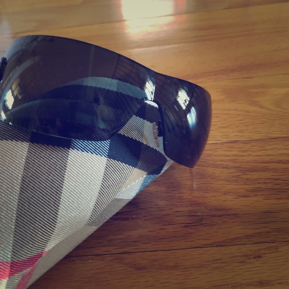 Burberry sunglasses